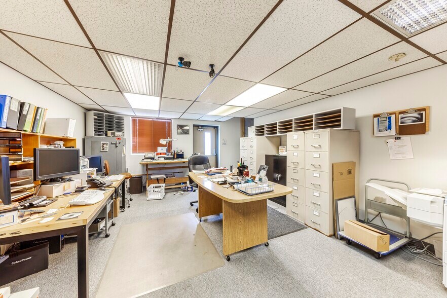 More Photos Of 2 Superior Way, Deptford Warehouse For Sale