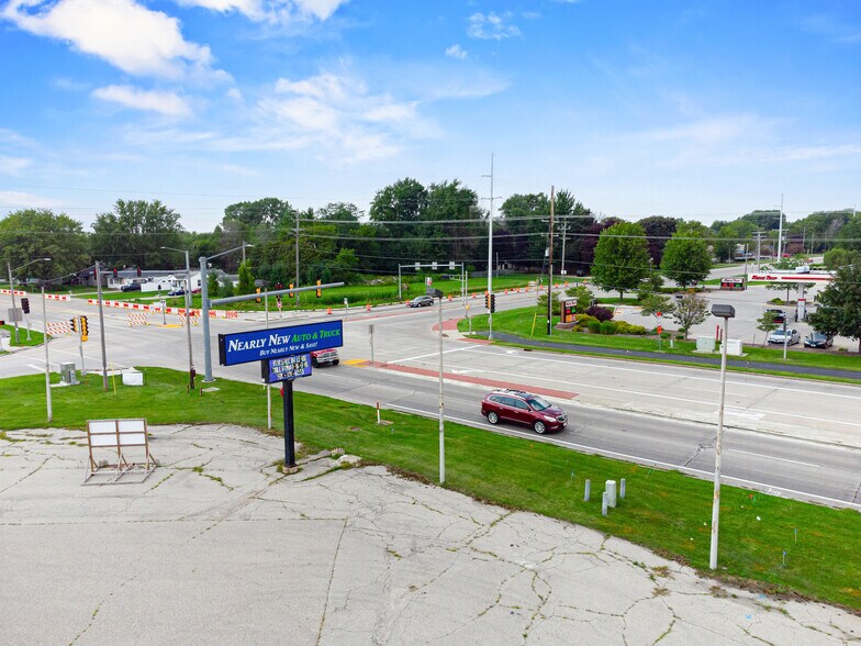 More Photos Of W7293 US Highway 10 114, Menasha Auto Dealership For Sale
