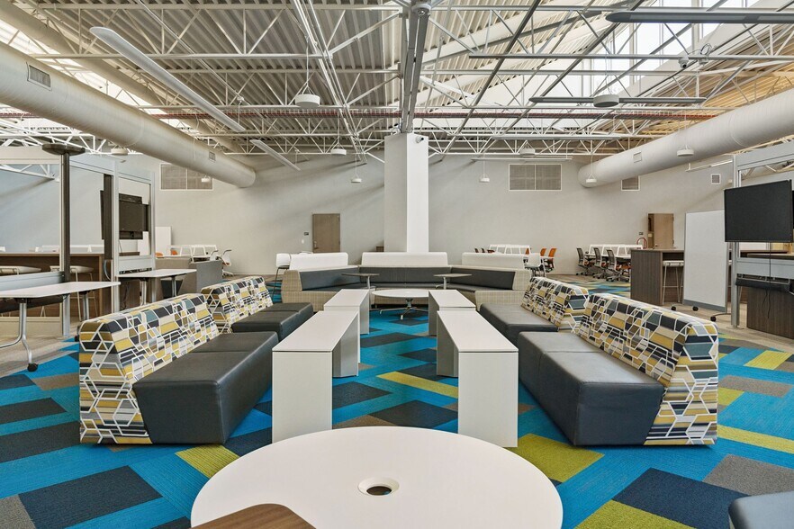 More Photos Of 2387 Clements Ferry Rd, Charleston Office For Lease