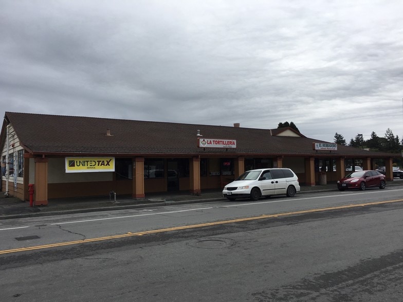 More Photos Of 1260 Main St, Watsonville Unknown For Lease