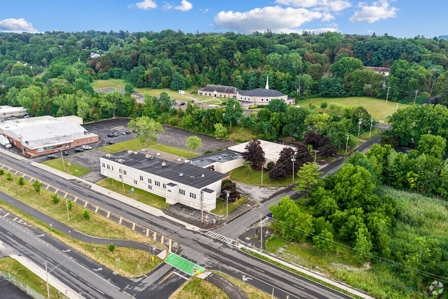 More Photos Of 2204-2230 Erie Blvd, Syracuse Manufacturing For Sale
