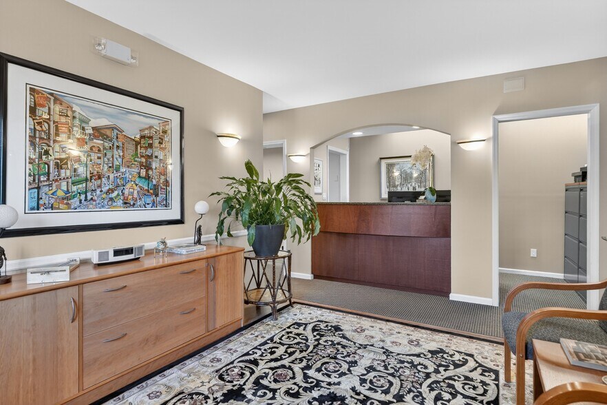 More Photos Of 10 Nosband Ave, White Plains Apartments For Sale