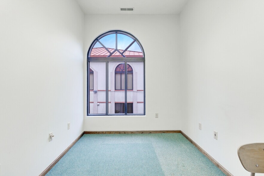 More Photos Of 3120 Collins Ferry Rd, Morgantown Medical For Sale