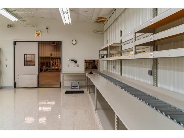 More Photos Of 1001 Naylor Dr SE, Bemidji Warehouse For Sale