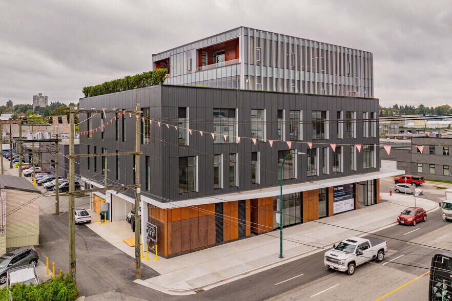 More Photos Of 1313 E Pender St, Vancouver Flex For Sale