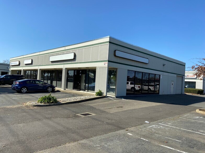 More Photos Of 6105-6115 Main Ave, Orangevale Flex For Lease