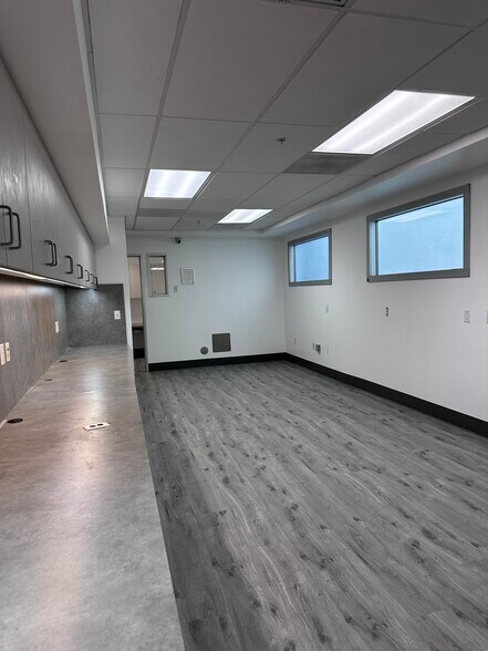 More Photos Of 8158 Beverly Blvd, Los Angeles Medical For Sale