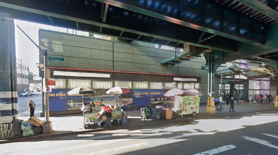 More Photos Of 74th St, Broadway & Roosevelt Ave, Jackson Heights General Retail For Lease