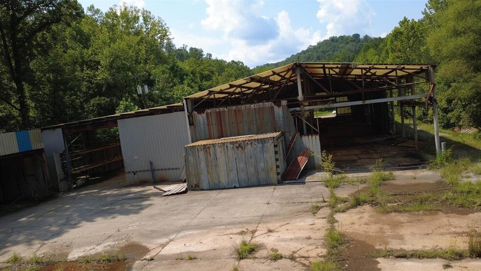 More Photos Of 1626 Manilla Creek Rd, Poca Warehouse For Sale