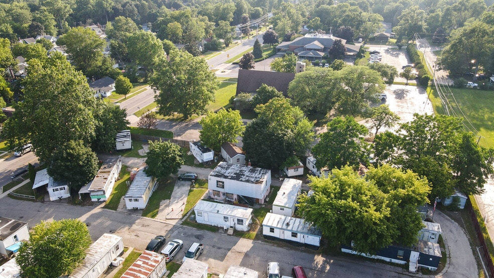 More Photos Of 35270 Glenwood Rd, Westland Manufactured Housing Mobile Home Park For Sale