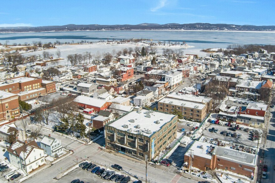 More Photos Of 31 W Broad St, Haverstraw Office For Lease