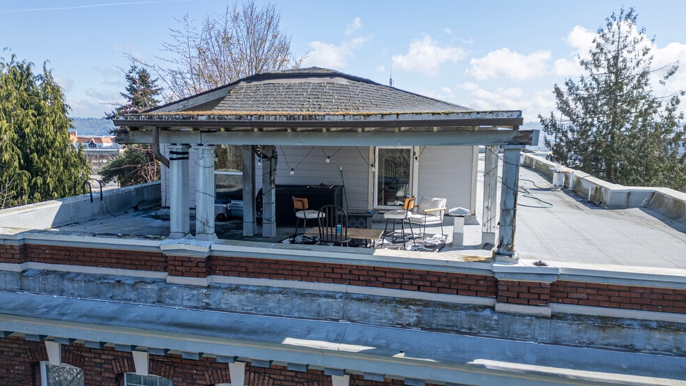 More Photos Of , Tacoma Multifamily For Sale