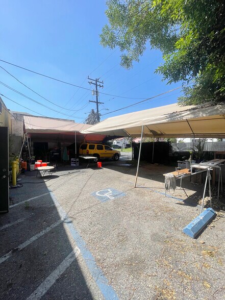 More Photos Of 799-803 S Long Beach Blvd, Compton Storefront For Sale
