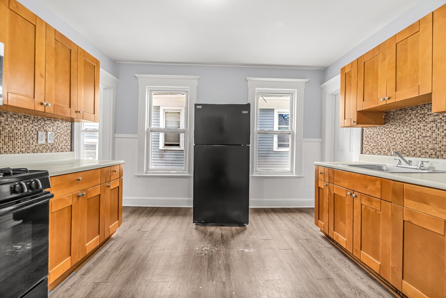 More Photos Of , Bridgeport Multifamily For Sale