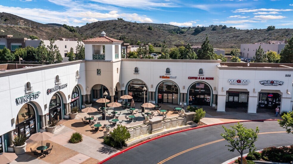 More Photos Of 800-888 New Los Angeles Ave, Moorpark Department Store For Sale