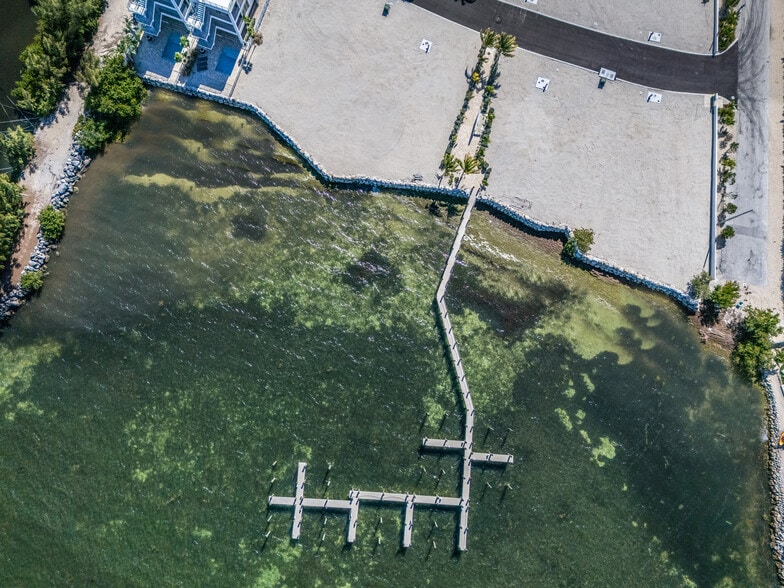 More Photos Of 990 41st St, Marathon Land For Sale