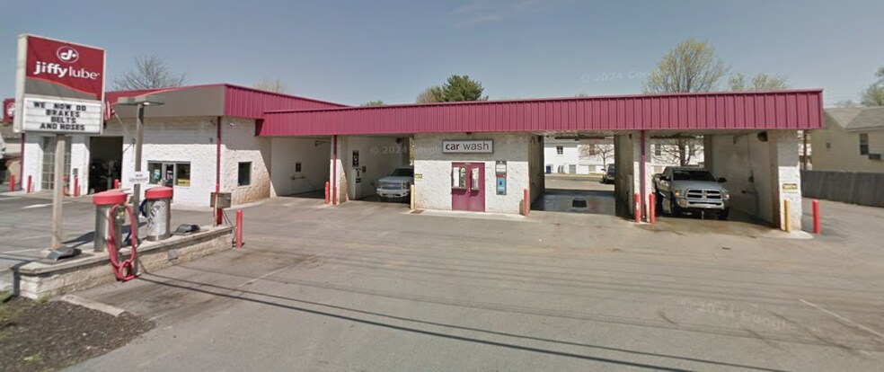 More Photos Of 220 South St, Front Royal Auto Repair For Sale