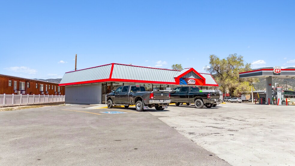 More Photos Of 310 W Rainbow Blvd, Salida Service Station For Sale