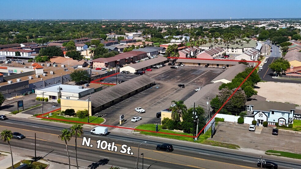 More Photos Of 4301 N 10th St, McAllen Office For Sale