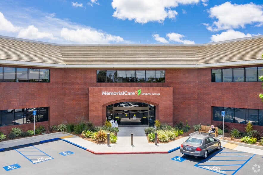 More Photos Of 4040 Barranca Pky, Irvine Unknown For Lease