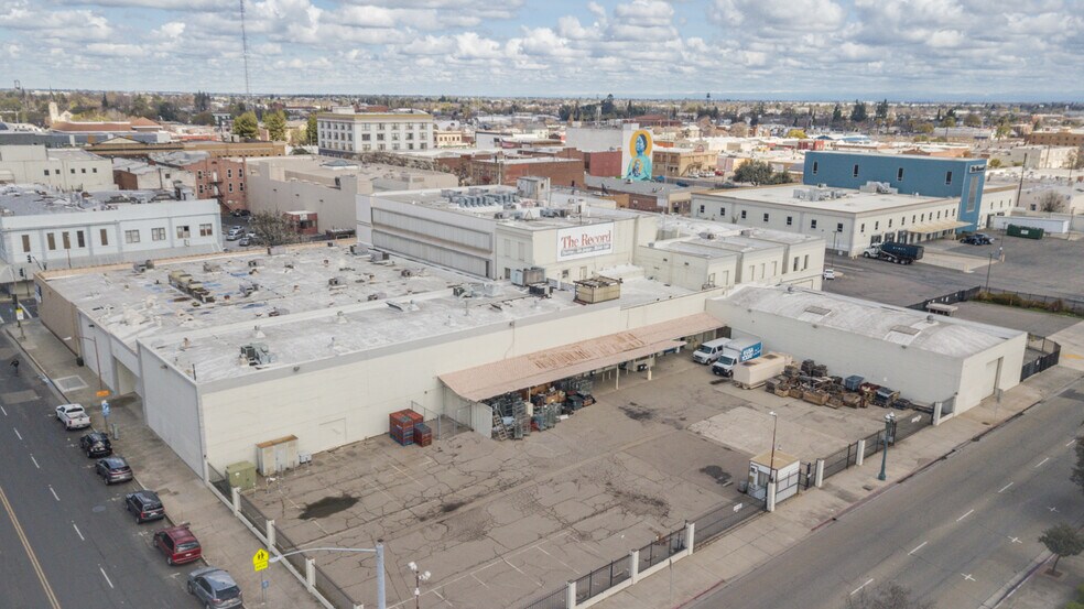 Primary Photo Of 530 E Market St, Stockton Flex For Sale