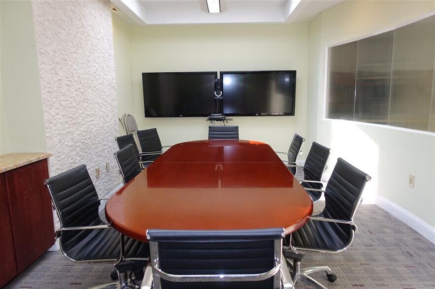 More Photos Of 306 Washington St, Hoboken Office For Lease