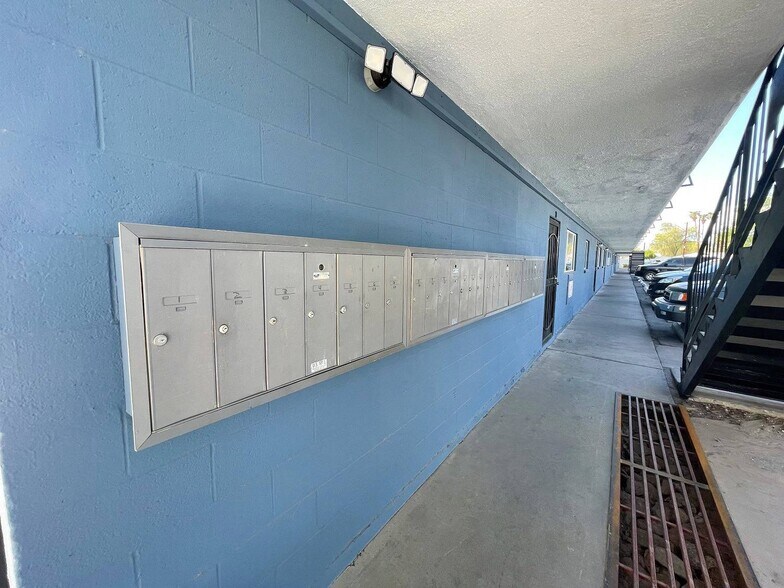 More Photos Of 1412 N 35th St, Phoenix Apartments For Sale