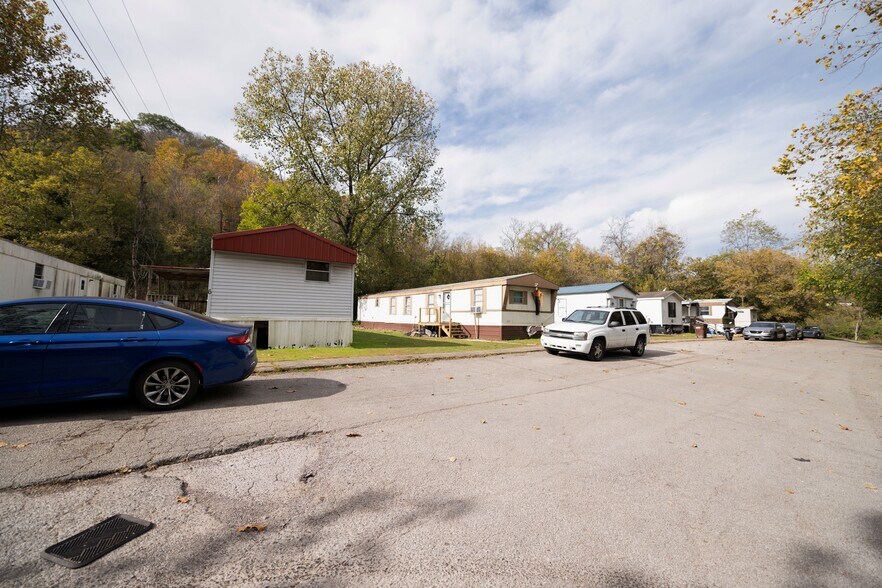 Primary Photo Of 730 Lexington St, Maysville Manufactured Housing Mobile Home Park For Sale