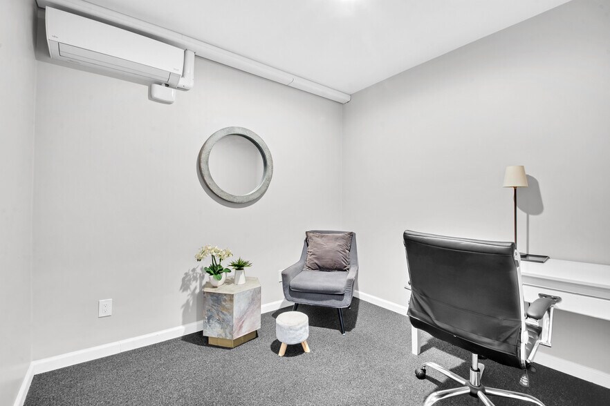 More Photos Of 98120 Queens Blvd, Rego Park Apartments For Sale