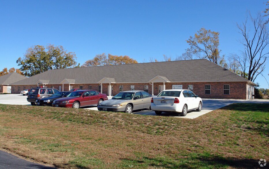 More Photos Of 144 Lincoln Place Ct, Belleville Medical For Sale