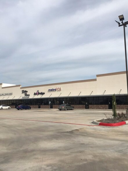 More Photos Of 4111 FM 1764 Rd, Santa Fe Storefront For Lease