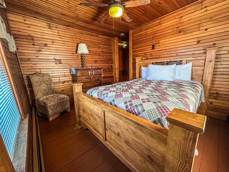 More Photos Of 365 E River Dr, Lake Luzerne Hotel For Sale