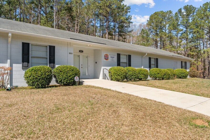 More Photos Of 2807 Sandy Creek Church Rd, Sanford Office Residential For Sale