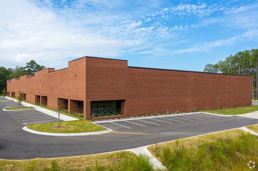 Primary Photo Of 1777 Benton Blvd, Savannah Warehouse For Lease