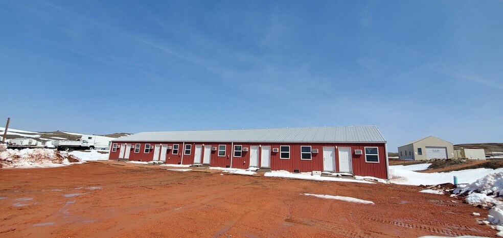 More Photos Of 2046 125th Ave, Watford City Apartments For Sale