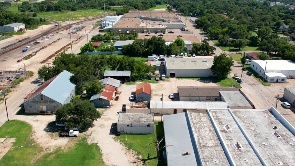 Primary Photo Of , Cleburne Flex For Sale