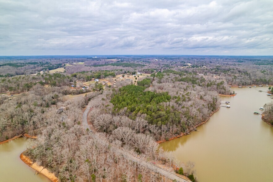 More Photos Of 3306-3308 Centerville Rd, Anderson Land For Sale