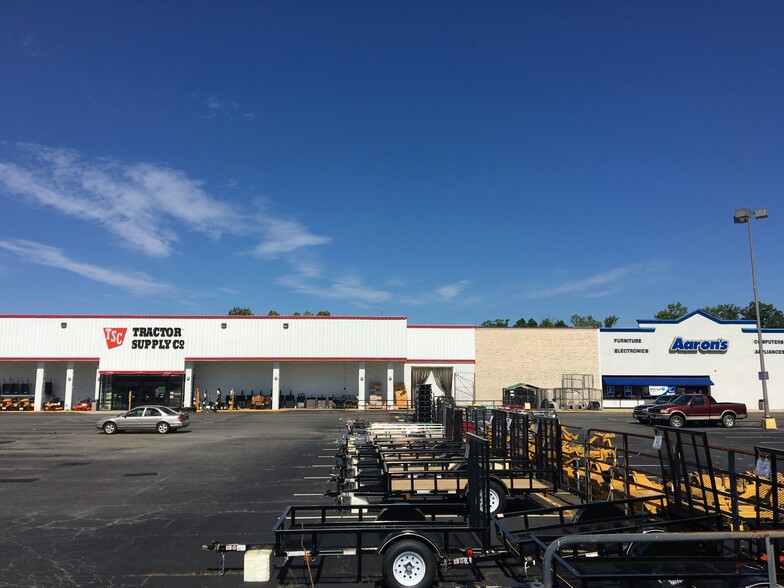 More Photos Of 3130 Halifax Rd, South Boston Unknown For Lease