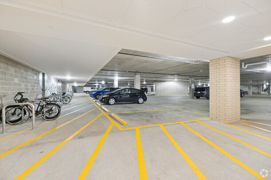More Photos Of 8309 Greenway Blvd, Middleton Apartments For Lease