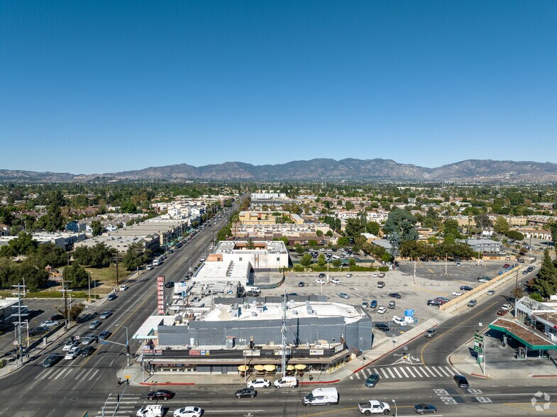 More Photos Of 9124-9134 Van Nuys Blvd, Panorama City Restaurant For Lease