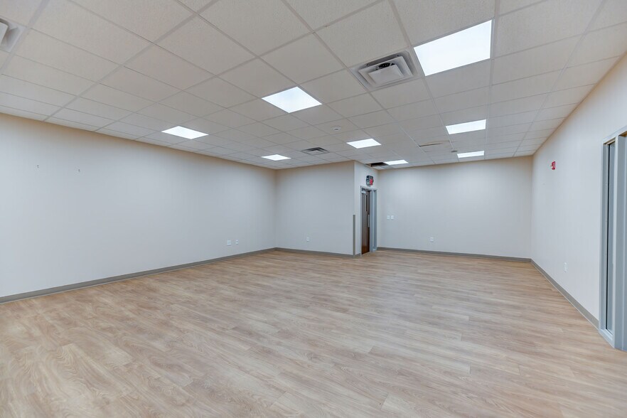 More Photos Of 1033 Alliance Park Dr, Bloomsburg Office For Lease