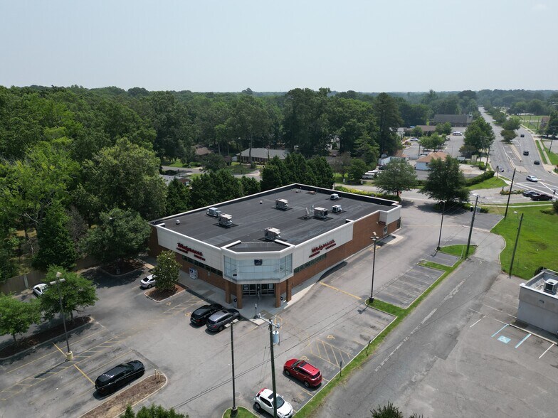 More Photos Of 321 S Battlefield Blvd, Chesapeake Drugstore For Sale