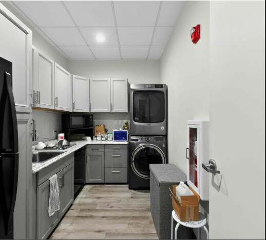 More Photos Of 3200 Blue Ridge Rd, Raleigh Medical For Lease