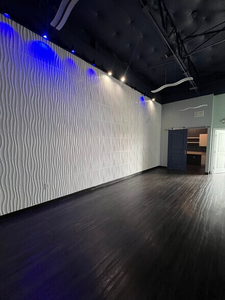 More Photos Of 150-300 W Lake Mary Blvd, Sanford Unknown For Lease