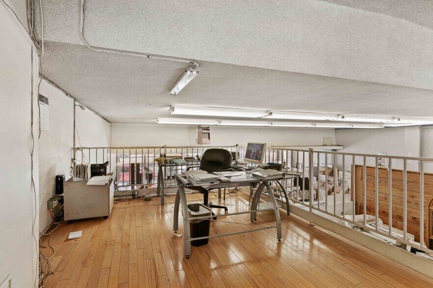 More Photos Of 979 S La Brea Ave, Inglewood Freestanding For Sale