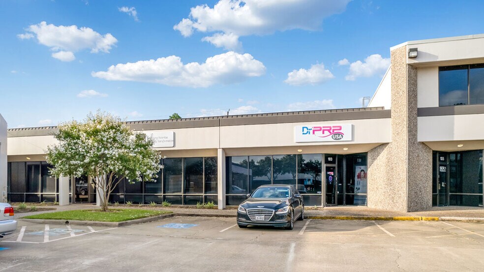 More Photos Of 3727 Greenbriar Dr, Stafford Light Distribution For Lease