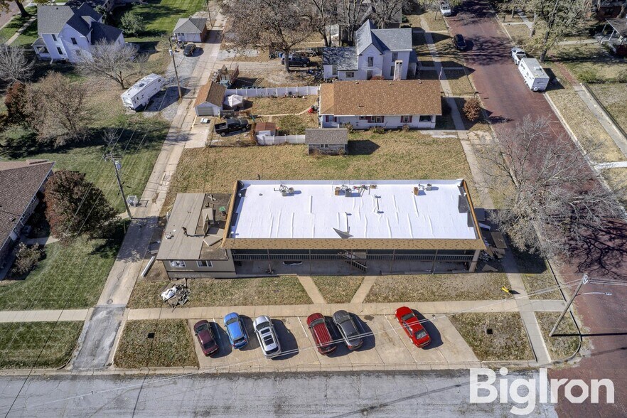 More Photos Of 525 I St, Fairbury Apartments For Sale