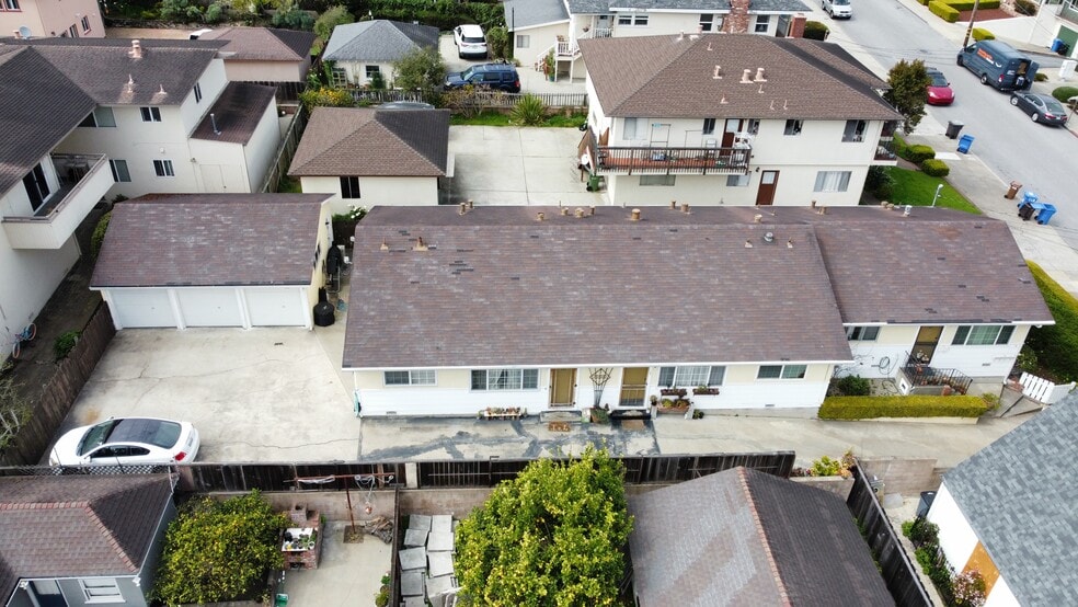More Photos Of 107 Seeno St, Monterey Apartments For Sale