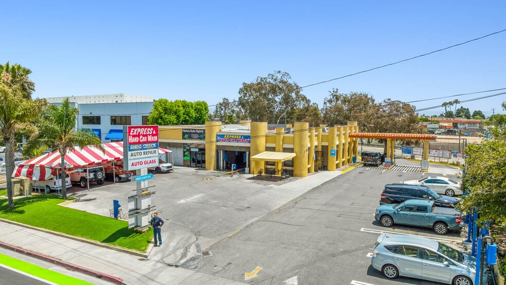Primary Photo Of 2285 Newport Blvd, Costa Mesa Carwash For Sale