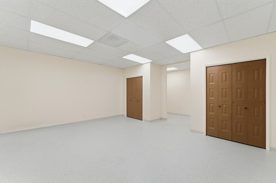 More Photos Of 6006 N El Dorado St, Stockton Office For Sale
